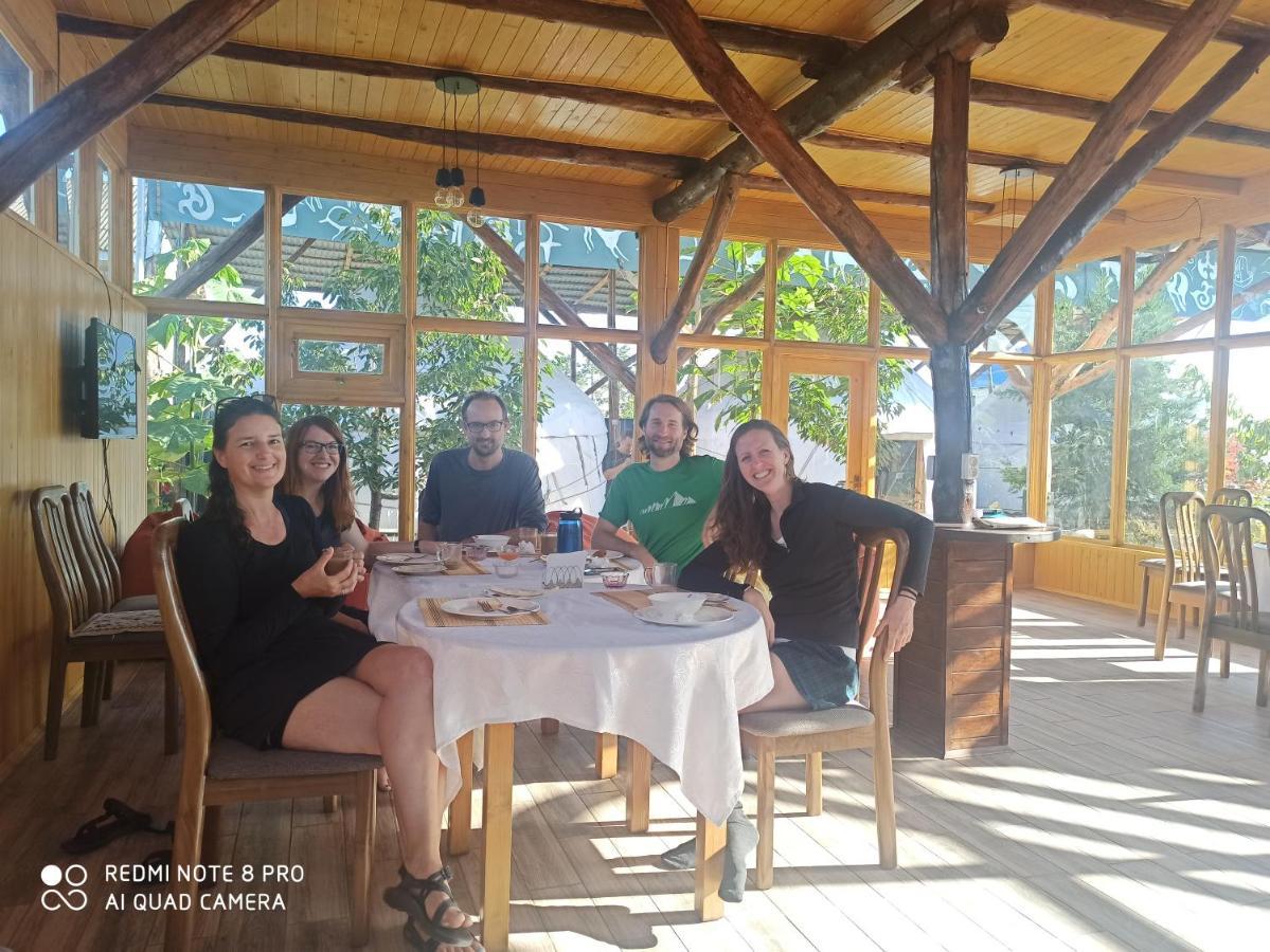 Happy Nomads Yurts & Hostel Karakol Εξωτερικό φωτογραφία