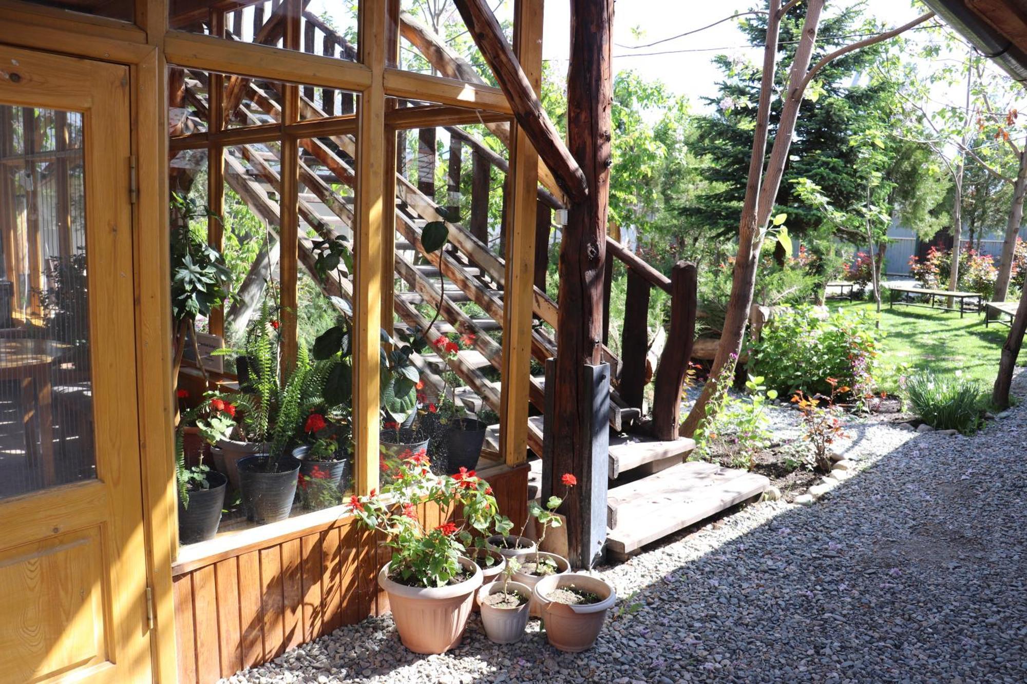 Happy Nomads Yurts & Hostel Karakol Εξωτερικό φωτογραφία